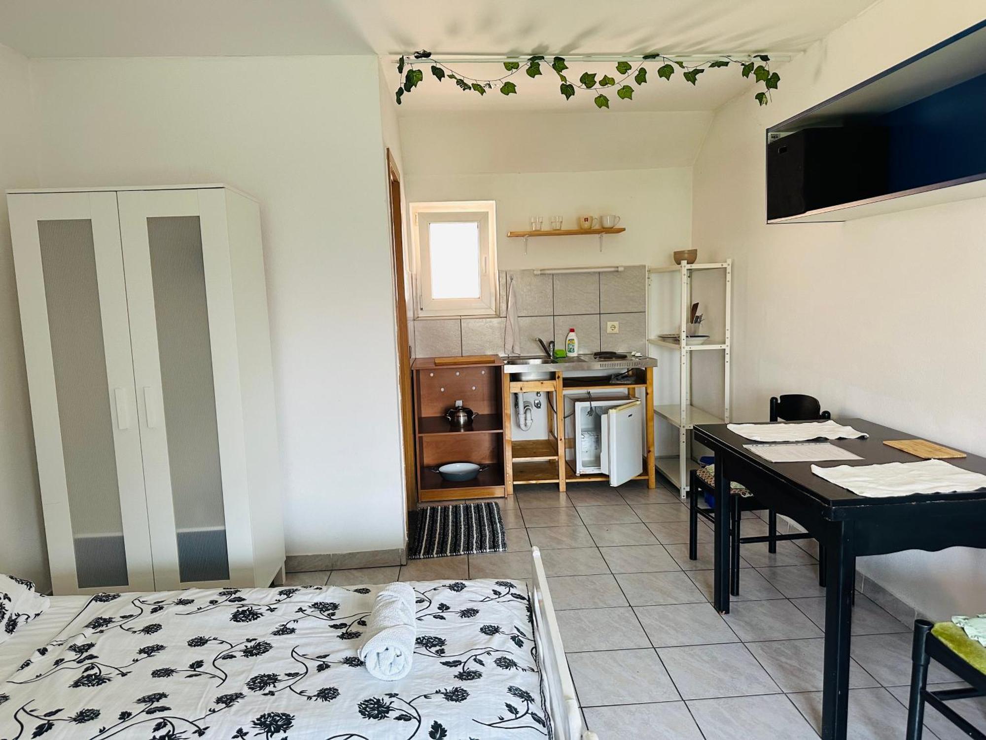 Apartment Bright Side